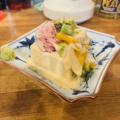 ネギトロとアボカド豆腐