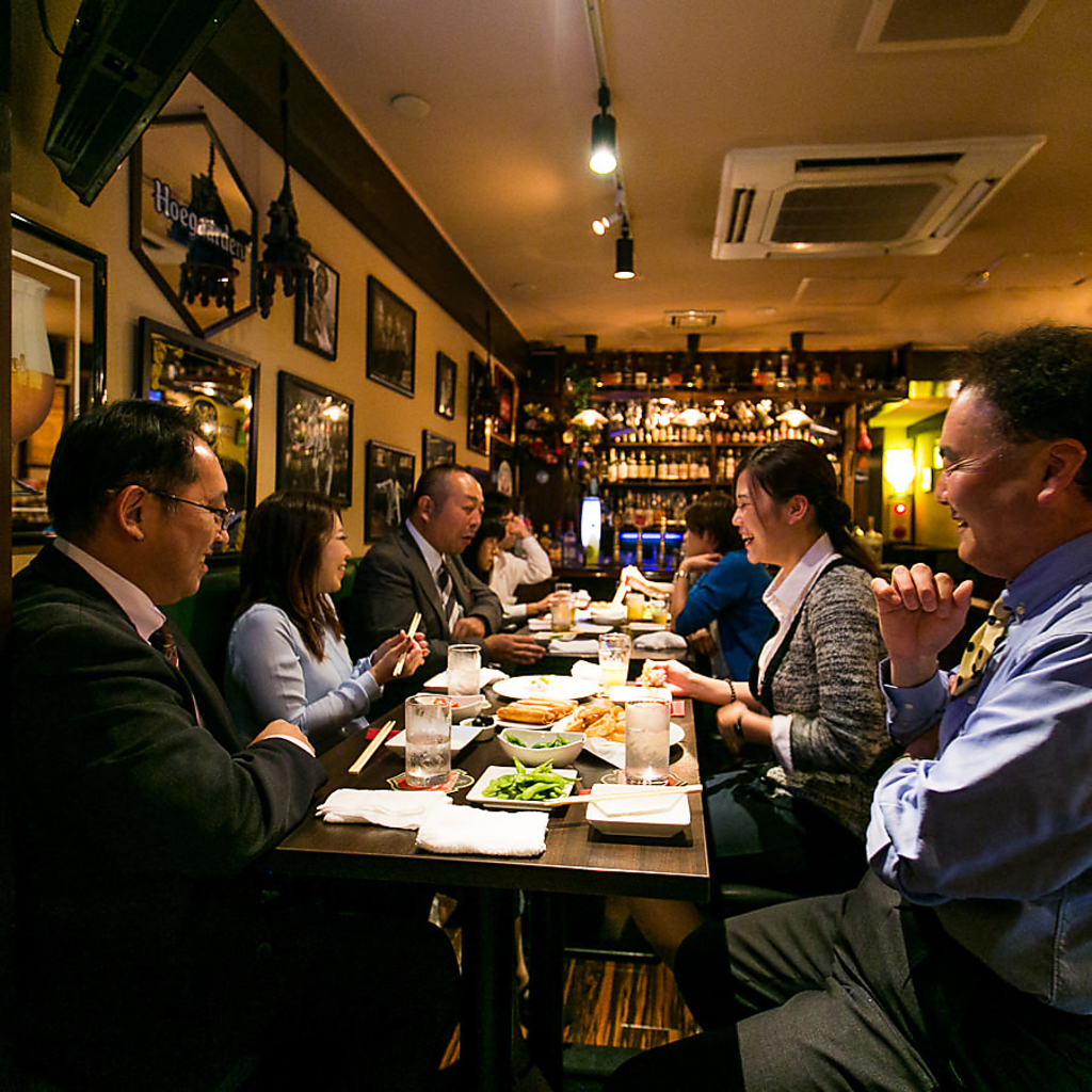 同窓会・会社宴会・誕生日・記念日のお祝いのご予約承り中♪大人数のお客様でもご安心ください！