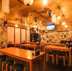 テーブル席を繋げて35名でご利用頂けます。