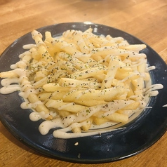 トリュフとチーズのポテトフライ