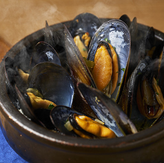 活ムール貝白ワイン蒸し