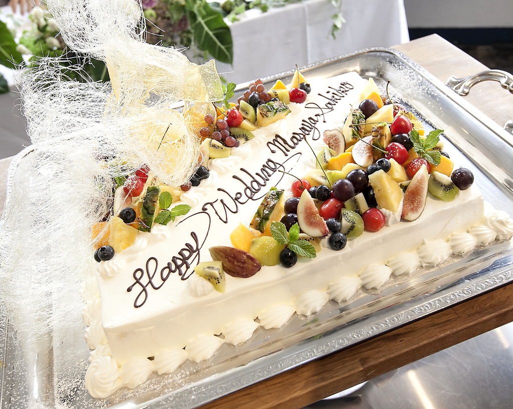 レストランウエディングに嬉しいパティシエ特製のケーキのご用意も可能です。