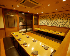 ご宴会に最適！24名様までご対応の人気の半個室です！