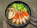 料理メニュー写真&nbsp;紅ずわい蟹爪のアヒージョ