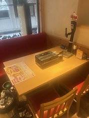 【テーブル席】本日も元気に営業中です！