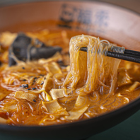 ◆こだわりの麻辣湯(伝統的なスープ)を堪能◆