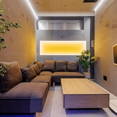 Shisha Cafe Lounge Neom シーシャカフェラウンジネオンの特集写真