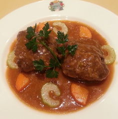 イベリコ豚ホホ肉の煮込み（スペイン産ドングリ飼育）