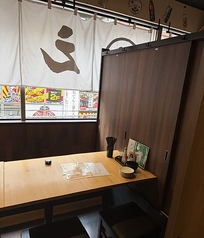 2~4名様にはこちらの個室がお勧めです!少人数でゆっくりとお食事を楽しみたい方に、最適◎少人数様向けのプライベート個室はゆったりと団欒でき、優雅なお時間をお過ごし頂けます♪