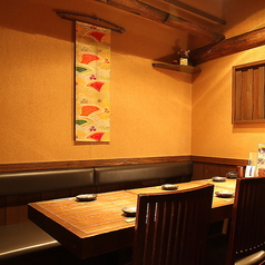 落ち着いた雰囲気の店内です。※写真は系列店です。