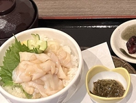 【新鮮な海の幸を堪能できる居酒屋】