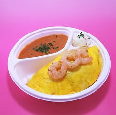 海老のトマトクリームオムライス