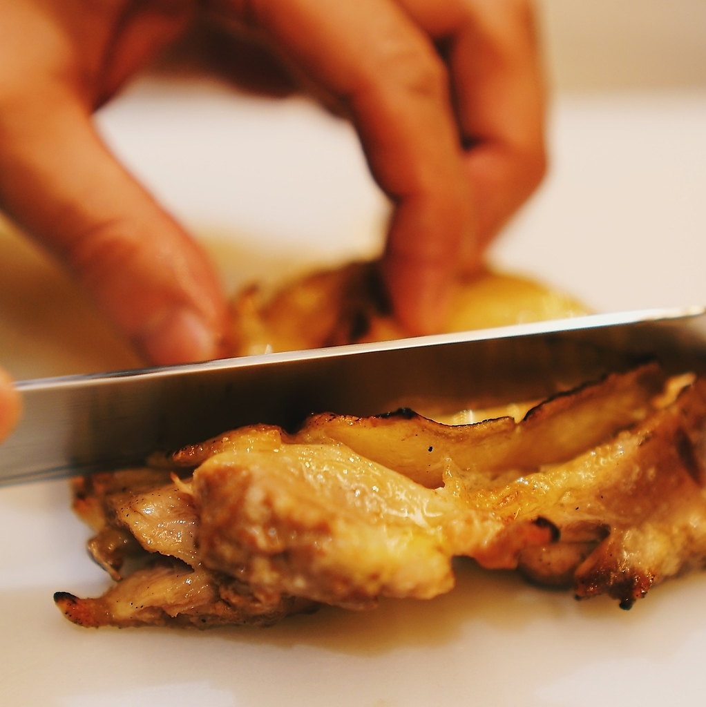 美味しい鶏料理の数々をご用意しております。是非ご堪能ください！