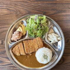 【LUNCH MENU】カツカレー　1680円(税込)の写真