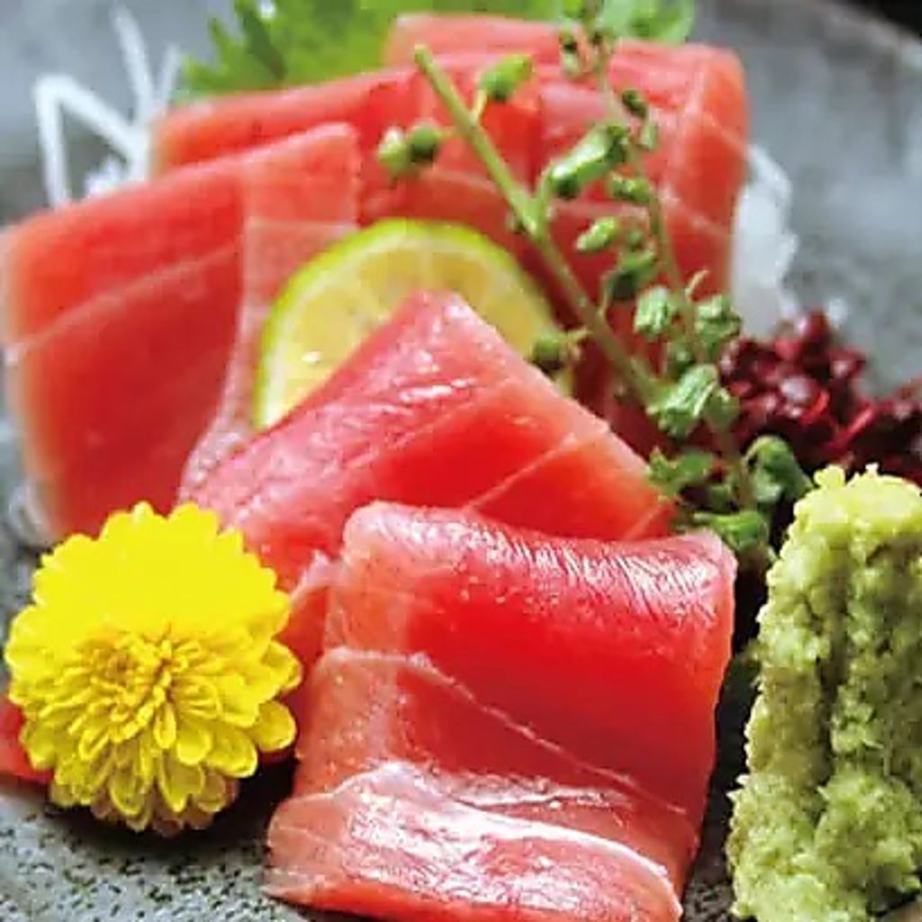 厳選された料理たちを 安全性とおいしさが確認できるお肉や魚を使用した専門店です