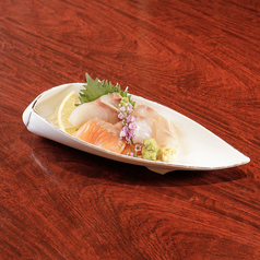魚屋オヤジおすすめ鮮魚3種盛り合わせ