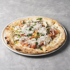 千葉県産マッシュルームと生ハムのビスマルク