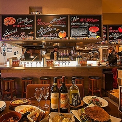 WINE&PIZZA HACHI ハチ すすきのの特集写真