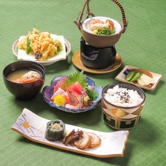 鮨割烹みどりのコース写真