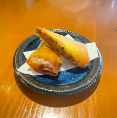 チーズ入りドライカレー春巻き(1本)