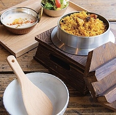 土釜で焼き上げる炭焼きタンドリーとビリヤニの饗宴♪の写真