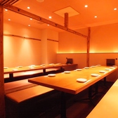 7名様～24名様までご利用いただけるお席です♪ゆったり座れるお席で、会社宴会でも多く使われています。大人数でもご利用いただけますので、お気軽にお問い合わせください！