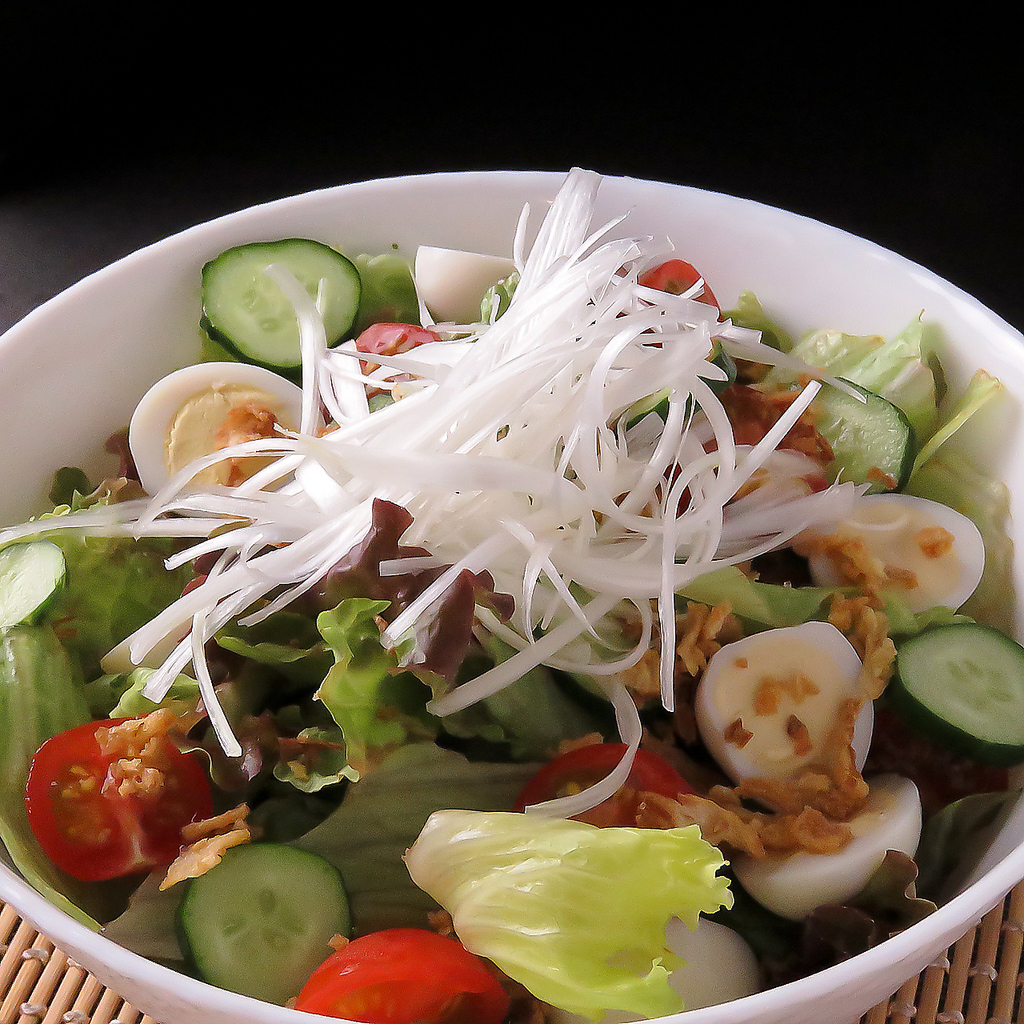 当店は焼肉メニューだけでなく、お食事をさらにお楽しみいただけるサブメニューもご用意いたします！