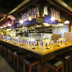 お一人様でのご来店も大歓迎なカウンターのお席です。