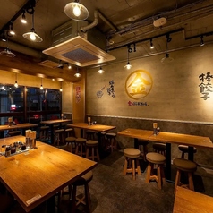 金の餃子酒場 恵比寿店の雰囲気1