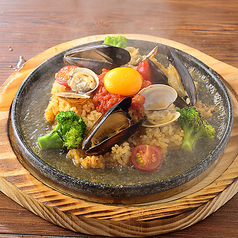 あつあつ!石焼シーフードパエリア