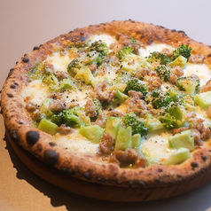 ブロッコリーとサルシッチャ