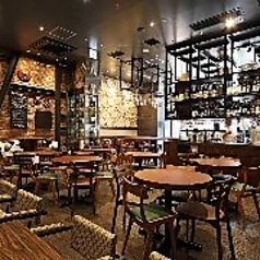 ACORN 新宿東宝ビル店の特集写真