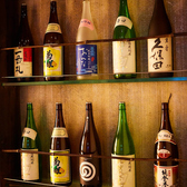 【料理に合わせたお酒を】こだわりは食材だけではなく、お酒も豊富にご用意しております。地酒や日本酒は料理と合うものばかりなので併せてご賞味ください。