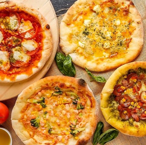 種類豊富なピッツァやパスタにデザートまで◎多彩なメニューをランチから楽しめます!