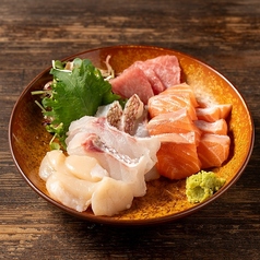 炭火を囲む わだのおすすめ料理2