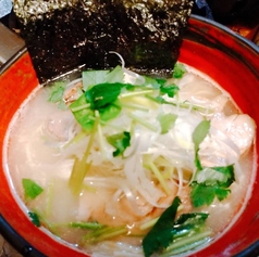 十三夜白湯(パイタン)ラーメン