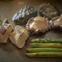 旬の食材を多彩にアレンジした創作フレンチ