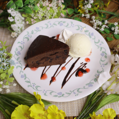 濃厚チョコケーキ~バニラアイス添え~