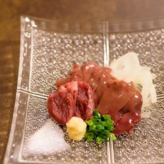 朝引き鶏の肝刺身