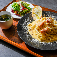 大盛り無料もうれしいコスパ最強のパスタランチ！