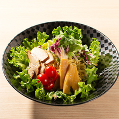 札幌みそラーメンサラダ