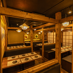 完全個室　地鶏焼き鳥と築地海鮮　和み屋　新橋本店の雰囲気3