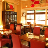 店内は大人な雰囲気。