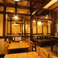 牡蠣ひよっこ商店 流川店の雰囲気1