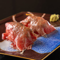 料理メニュー写真 肉寿司（2貫）