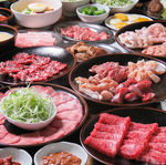 90分食べ放題コース3300円は全27品、国産牛を始め厳選されたお肉や野菜をお腹いっぱい楽しめます！