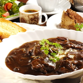 リピーター続出の牛タンシチューもございます。