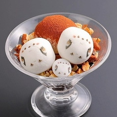 シマエナガパフェ