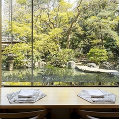 庭苑見ながらお愉しみいただけます