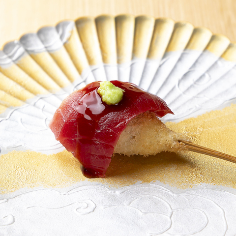 ミシュラン獲得／上質な食材と職人技が紡ぎだす一本！串かつと地酒・ワインを楽しめる